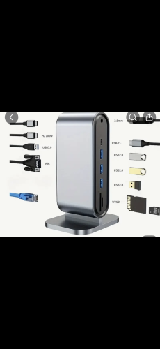 Vertical docking station hub
